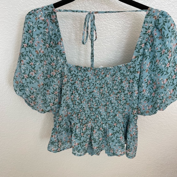 Astr the Label Clairemont Top - Picture 3 of 4